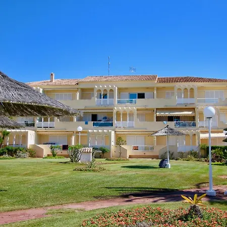 Playa Dorada By Carlosferien دينايا
